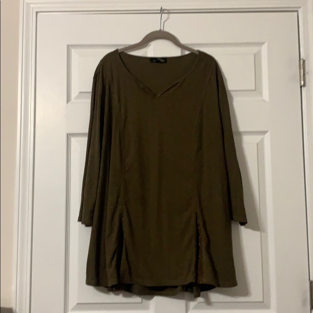 Suzanne betro 3X tunic shirt